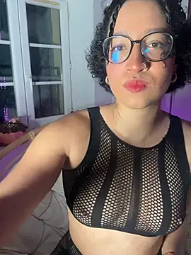 Snapshot of Lauyako chatting on May 16, 5:01 pm Lauyako online show from May 16, 5:01 pm