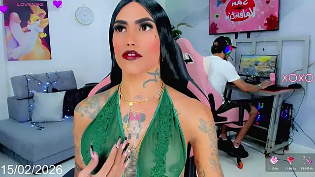 Snapshot of Nella_Dolls chatting on February 15, 2:47 pm Nella Dolls online show from February 15, 2:47 pm