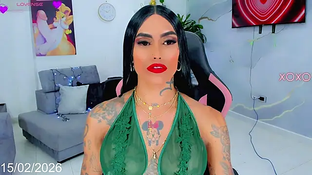 Snapshot of Nella_Dolls chatting on February 16, 2:51 am Nella Dolls online show from February 16, 2:51 am