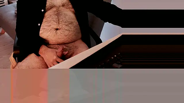 Snapshot of Sanders_White chatting on December 5, 2:42 am Sanders White online show from December 5, 2:42 am