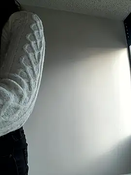 lilly sweett online show from January 12, 10:48 pm