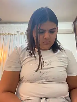 Snapshot of Lia_sexx chatting on April 19, 1:10 pm Lia sexx online show from April 19, 1:10 pm