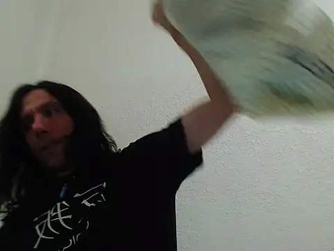 Snapshot of Latinopervs chatting on February 8, 5:00 am Latinopervs online show from February 8, 5:00 am