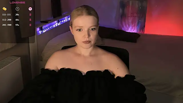 Snapshot of Ssweet_annie chatting on June 22, 7:33 pm Ssweet annie online show from June 22, 7:33 pm