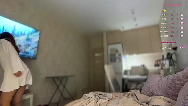 Butterfly-  online show from February 11, 9:31 pm