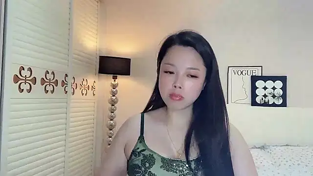 Snapshot of kk_lele chatting on April 22, 4:15 am kk lele online show from April 22, 4:15 am