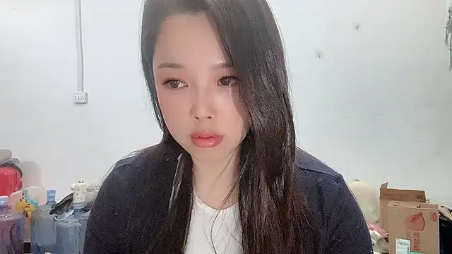 Snapshot of kk_lele chatting on April 29, 5:00 am kk lele online show from April 29, 5:00 am