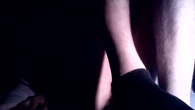 Snapshot of Loosegoose90 chatting on December 6, 2:06 pm Loosegoose90 online show from December 6, 2:06 pm