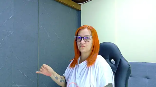 Britney taylor  online show from March 17, 8:12 pm