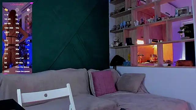  alleyesonme  online show from December 14, 11:07 am