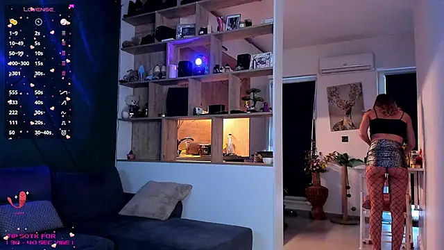  alleyesonme  online show from January 21, 2:05 pm