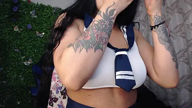 valquiria sirgun online show from April 16, 10:05 am