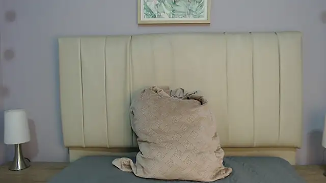 amy le01 online show from October 31, 1:12 pm