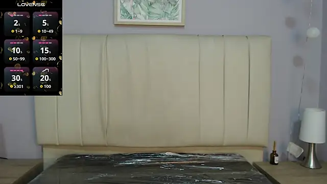 amy le01 online show from December 1, 1:27 pm