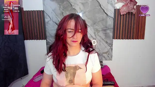 Snapshot of Hannaa32 chatting on April 28, 9:47 am Hannaa32 online show from April 28, 9:47 am