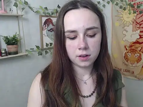 Snapshot of VeryVeryVeryShy_ chatting on April 22, 5:47 pm VeryVeryVeryShy online show from April 22, 5:47 pm