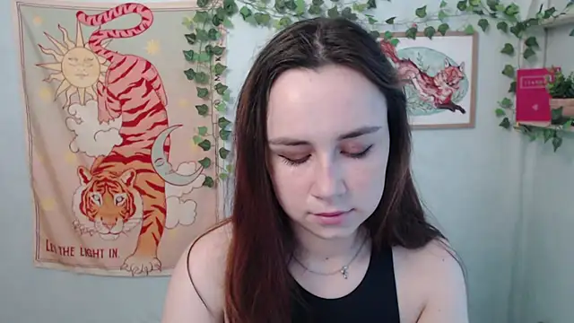 Snapshot of VeryVeryVeryShy_ chatting on May 27, 5:48 am VeryVeryVeryShy online show from May 27, 5:48 am