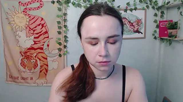 Snapshot of VeryVeryVeryShy_ chatting on July 15, 5:45 am VeryVeryVeryShy online show from July 15, 5:45 am