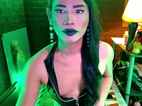 sweetsinner xx online show from June 6, 7:51 pm