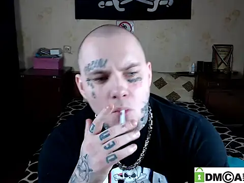 Keny Collins online show from April 3, 7:01 pm