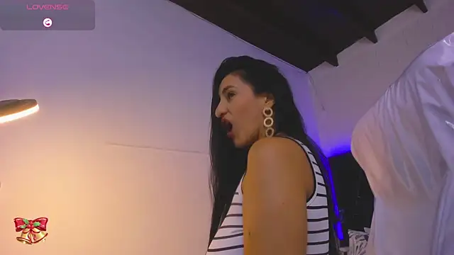 lauren fit online show from March 21, 5:45 pm