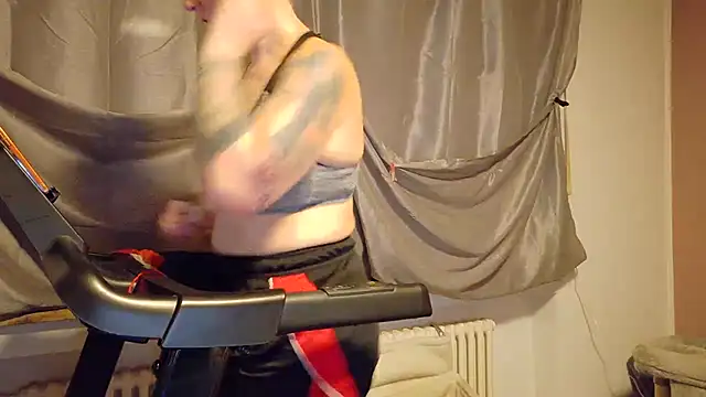 Snapshot of wetgerman_2 chatting on April 21, 10:01 pm wetgerman 2 online show from April 21, 10:01 pm