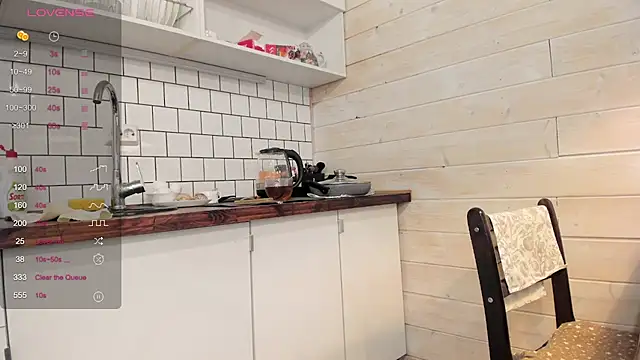 Snapshot of Jena_Lukas chatting on January 25, 1:30 pm Jena Lukas online show from January 25, 1:30 pm