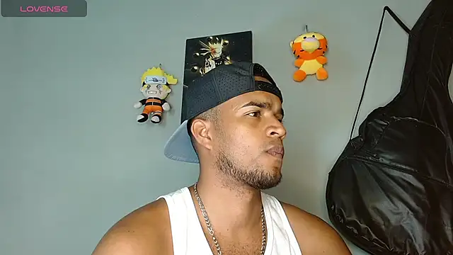 Snapshot of Bigcock_21cm_ chatting on September 23, 7:39 pm Bigcock 21cm  online show from September 23, 7:39 pm