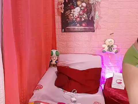 Snapshot of Mast3rOfDesire chatting on September 16, 2:18 pm Mast3rOfDesire online show from September 16, 2:18 pm