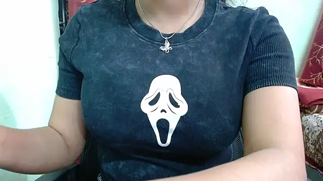 Snapshot of sweet-alia chatting on April 9, 12:10 pm sweet-alia online show from April 9, 12:10 pm