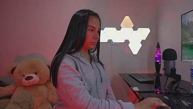 Snapshot of Dubois_Amy chatting on February 14, 2:50 am Dubois Amy online show from February 14, 2:50 am