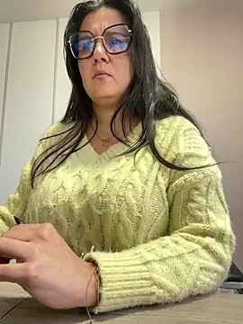 Snapshot of SWEETLILY18 chatting on January 10, 12:26 pm SWEETLILY18 online show from January 10, 12:26 pm