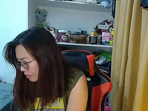 Snapshot of crizzybel chatting on April 28, 5:07 pm crizzybel online show from April 28, 5:07 pm