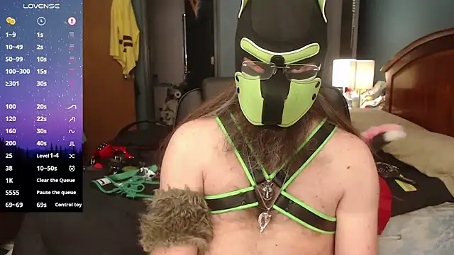 Snapshot of kinkywolf429 chatting on April 20, 7:15 pm kinkywolf429 online show from April 20, 7:15 pm