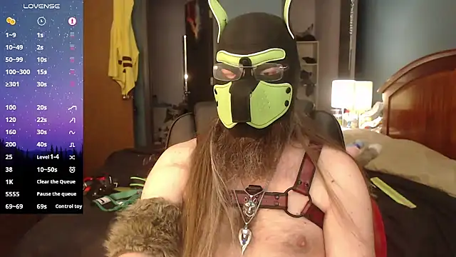 Snapshot of kinkywolf429 chatting on April 21, 7:50 pm kinkywolf429 online show from April 21, 7:50 pm