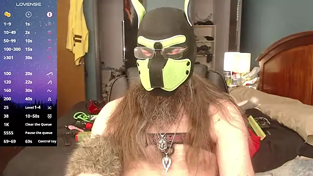 Snapshot of kinkywolf429 chatting on April 28, 8:58 pm kinkywolf429 online show from April 28, 8:58 pm
