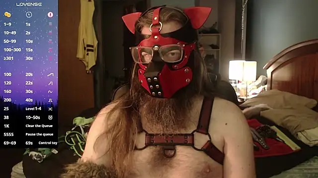 Snapshot of kinkywolf429 chatting on May 17, 1:29 pm kinkywolf429 online show from May 17, 1:29 pm