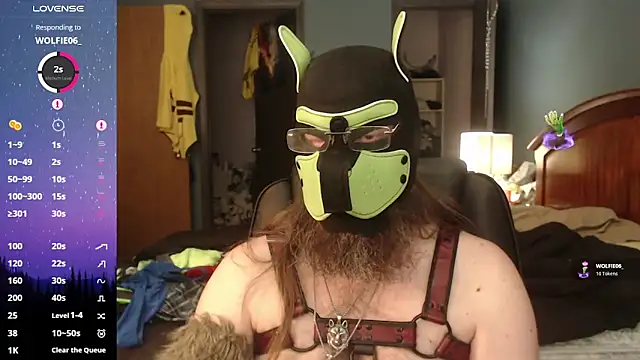Snapshot of kinkywolf429 chatting on June 11, 8:29 pm kinkywolf429 online show from June 11, 8:29 pm