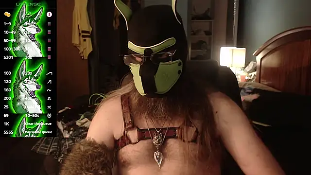 Snapshot of kinkywolf429 chatting on June 25, 9:52 pm kinkywolf429 online show from June 25, 9:52 pm