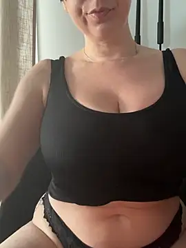 dollssfr online show from April 7, 5:57 pm