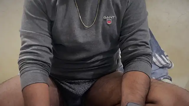 Snapshot of ghost_OO22 chatting on December 4, 6:39 pm ghost OO22 online show from December 4, 6:39 pm