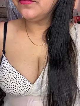 Zoya Varma004 online show from November 10, 5:17 am