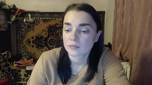 Snapshot of AlisaLaDiva chatting on December 17, 9:05 pm AlisaLaDiva online show from December 17, 9:05 pm