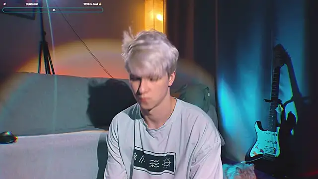 Breston Sweet online show from November 12, 5:08 am