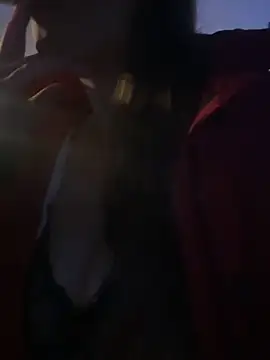 Snapshot of newMichelle chatting on December 17, 7:18 am newMichelle online show from December 17, 7:18 am