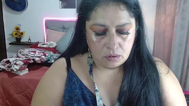Snapshot of Keyla01_ chatting on June 16, 6:54 pm Keyla01 online show from June 16, 6:54 pm