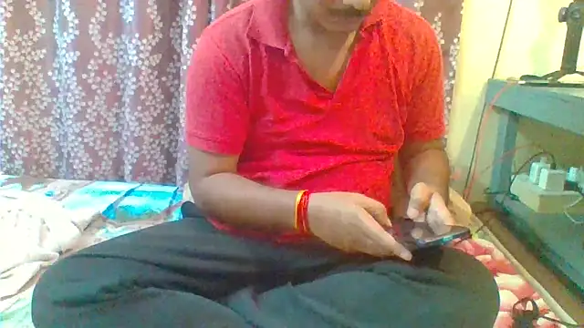 Snapshot of Nikki_Nikku chatting on December 5, 3:28 pm Nikki Nikku online show from December 5, 3:28 pm