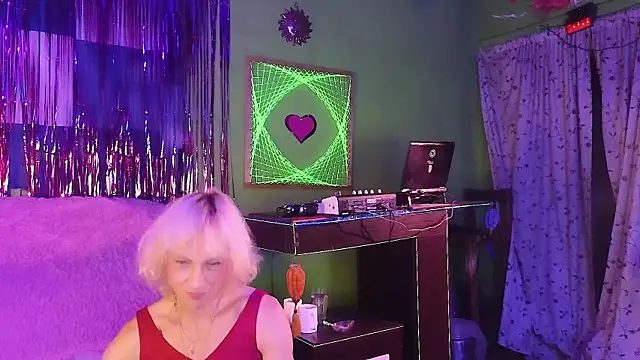 Alexa Cosmic online show from October 4, 1:14 am