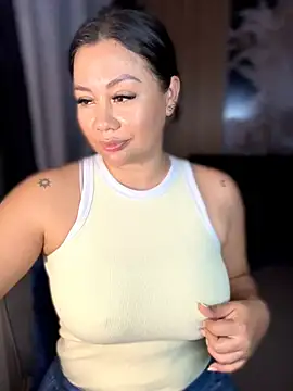 Snapshot of ValeryGrey chatting on May 6, 11:54 pm ValeryGrey online show from May 6, 11:54 pm
