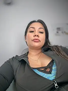 Snapshot of ValeryGrey chatting on May 28, 2:47 pm ValeryGrey online show from May 28, 2:47 pm